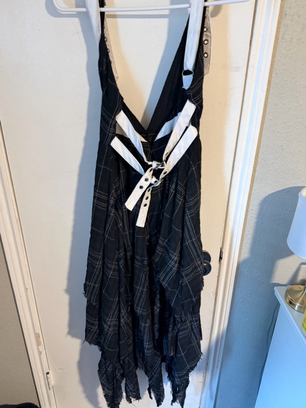-DOLLS KILL -
DARKER WAVES 
Black and White Tie-Front Women's Dress